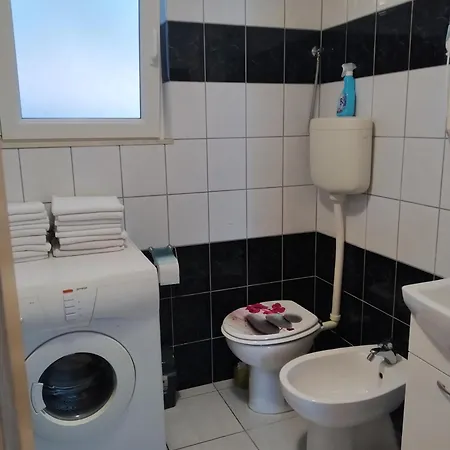 Milenka Сasa de vacaciones Rogoznica (Sibenik-Knin)